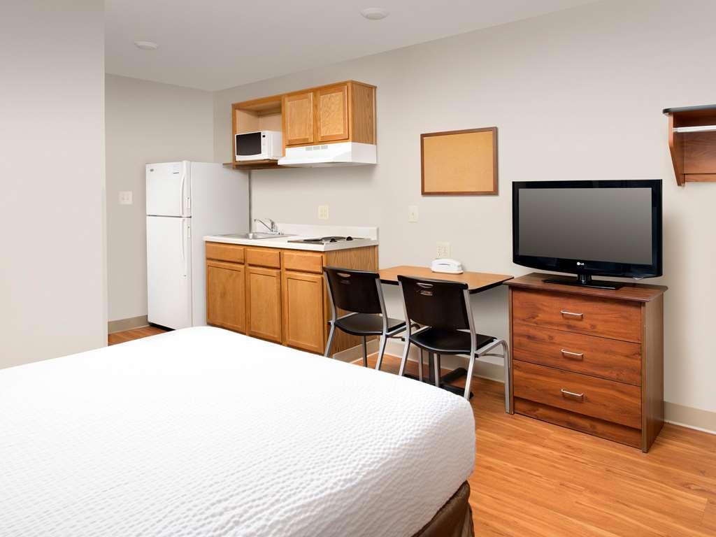 Extended Stay America Select Suites - Kansas City - South - I-49 الغرفة الصورة