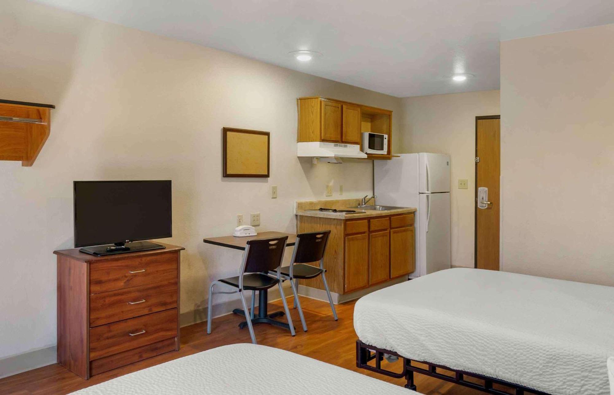 Extended Stay America Select Suites - Kansas City - South - I-49 المظهر الخارجي الصورة