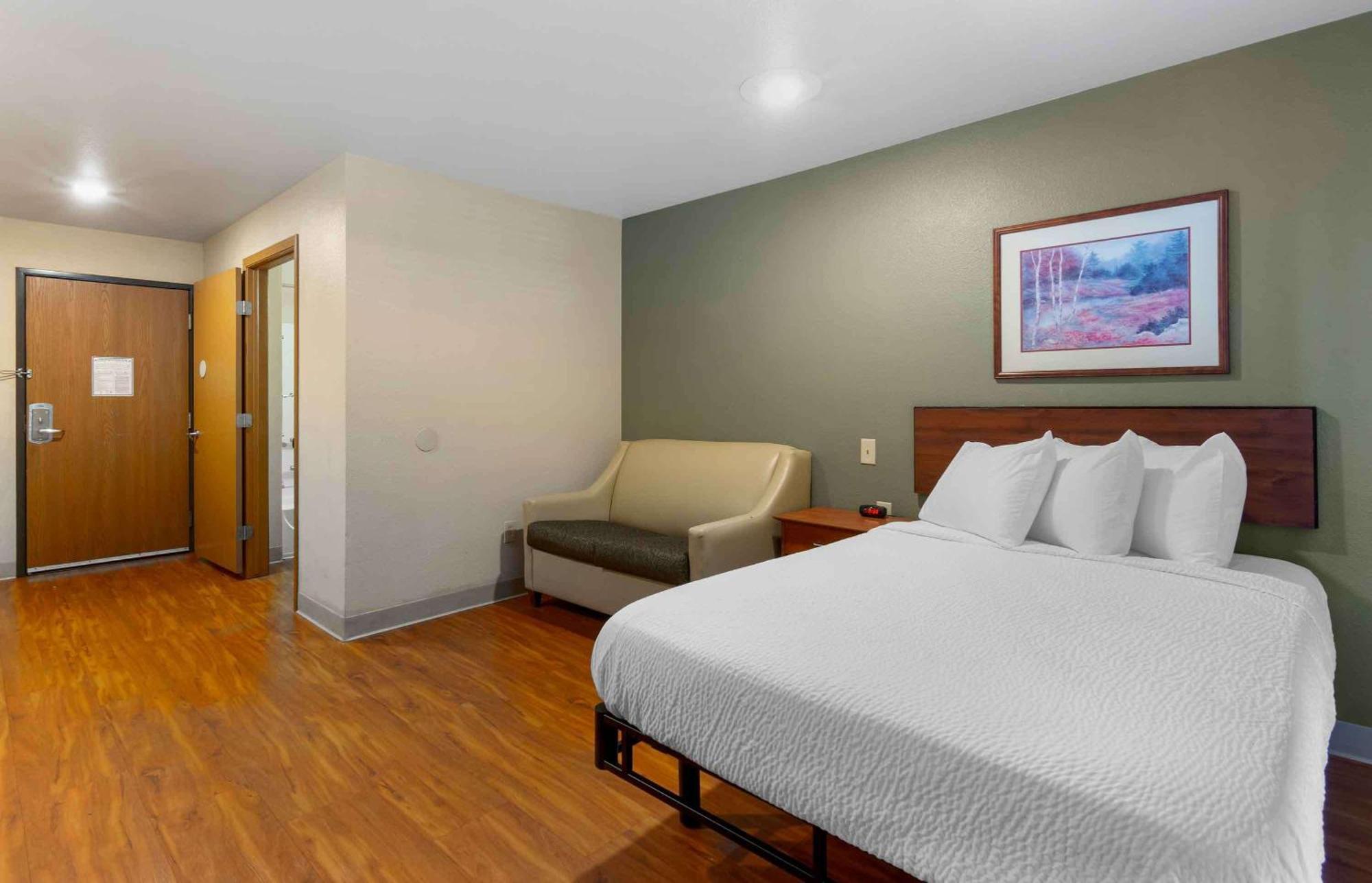 Extended Stay America Select Suites - Kansas City - South - I-49 المظهر الخارجي الصورة