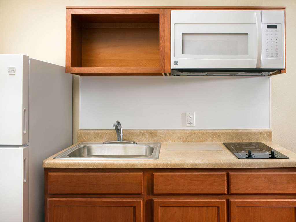 Extended Stay America Select Suites - Kansas City - South - I-49 الغرفة الصورة
